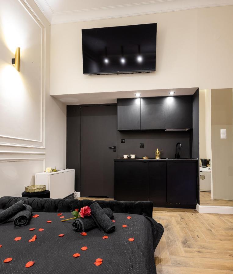 Vistula Boulevards Jacuzzi Apartment Krasków Exterior foto
